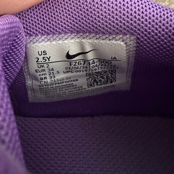 Nike Giannis Immortality 4 Basketball Shoes - Picture 5 of 5